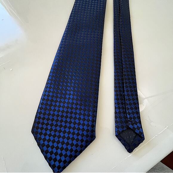 Men’s 100% Silk Tie Blue Black Handmade RAJA Diamond Pattern - Picture 1 of 6